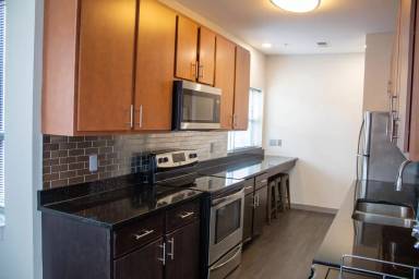 Main picture of 309 E John St