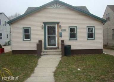 Main picture of 6032 Cherokee St