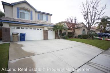 Main picture of 7115 Whitewater Falls Dr