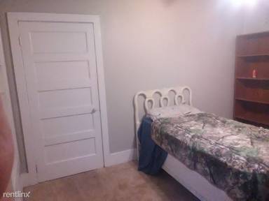 Main picture of 404 S Maple St