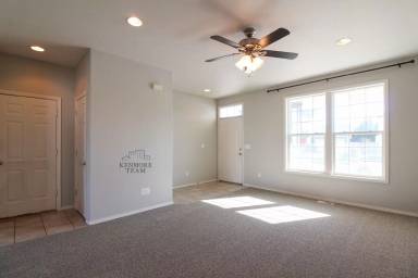 Main picture of 6015 Oriole Dr