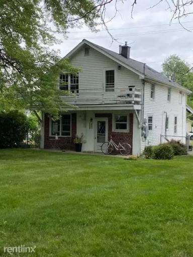 Main picture of 3249 Central St
