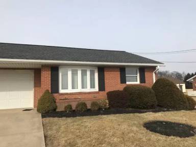 Main picture of 406 Campbell Rd