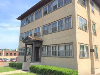 Main picture of 222 Main St
