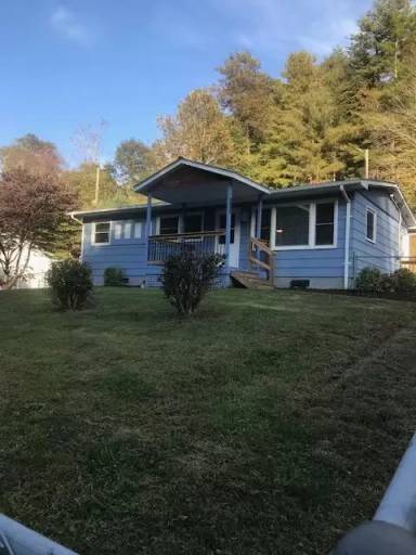 Main picture of 320 New Salem Rd