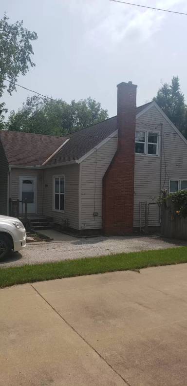 Main picture of 610 Hilldale Ave