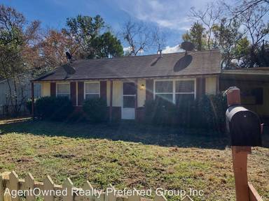 Main picture of 3121 Matipan Ave
