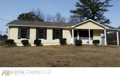 Main picture of 1095 Flat Shoals Rd