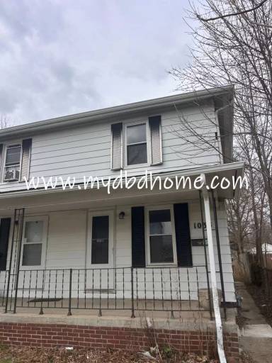 Main picture of 1017 Saint Marys Ave