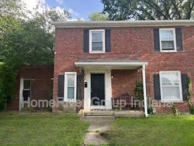 Main picture of 2021 E 38th St
