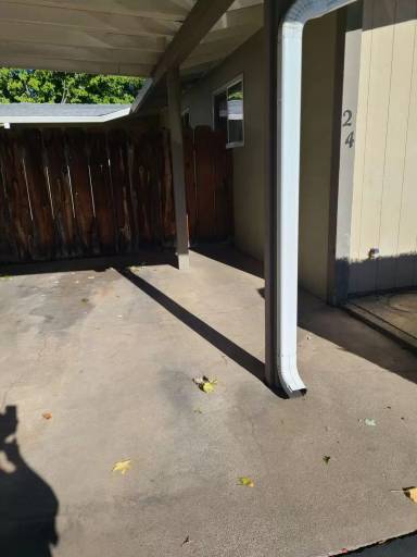 Main picture of 139 W Lassen Ave