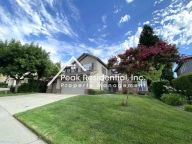 Main picture of 4020 Luxor Ln
