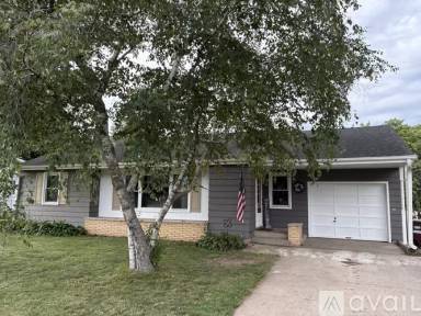 Main picture of 706 Randall Ct