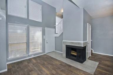 Main picture of Woodbridge Townhomes