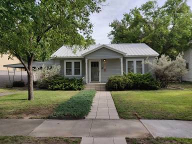 Main picture of 412 Mariposa St
