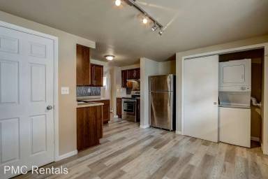 Main picture of 3574 S 61st St