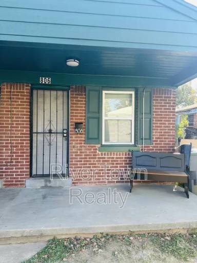 Main picture of 802 Baltimore St