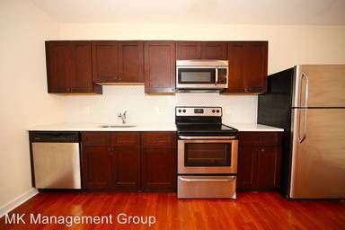Main picture of 1540 N Willington St