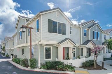 Main picture of 512 Heron Ln