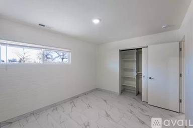 Main picture of 1799 Vance Way