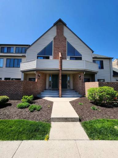 Main picture of 115 Cherrington Dr