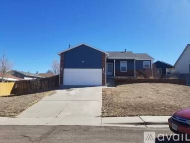 Main picture of 1611 Red Rocks Rd
