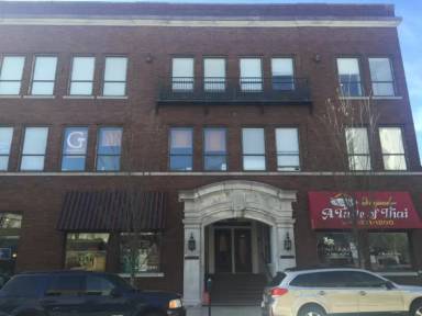 Main picture of 31 E Center St