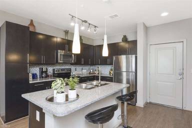Main picture of 1505 Town Creek Dr