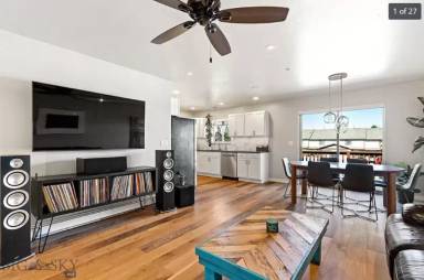 Main picture of 1004 Cruiser Lane, Unit R