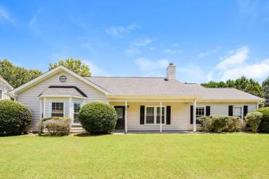 Main picture of 1290 Shamrock Hill Cir