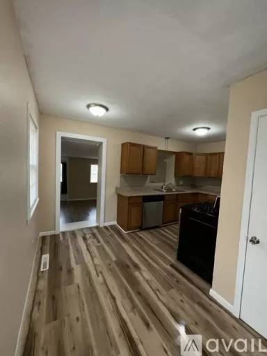 Main picture of 562 S Baltimore Ave