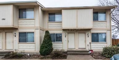 Main picture of 1201 Pomona St
