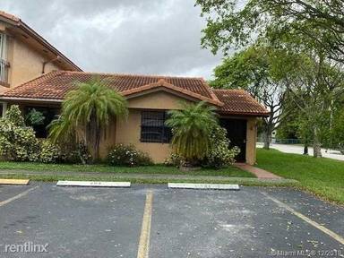 Main picture of 10908 NW 7th St