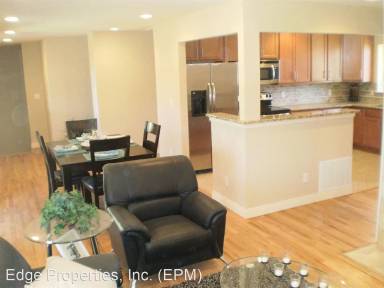 Main picture of 2471 S Ivanhoe Pl