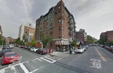 Main picture of 10802 72nd Ave