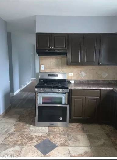 Main picture of 1028 W 103rd Pl
