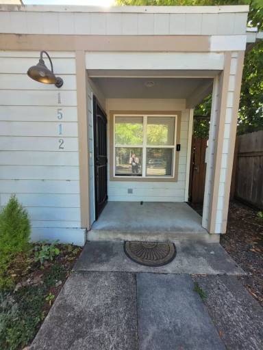 Main picture of 1512 Lincoln St