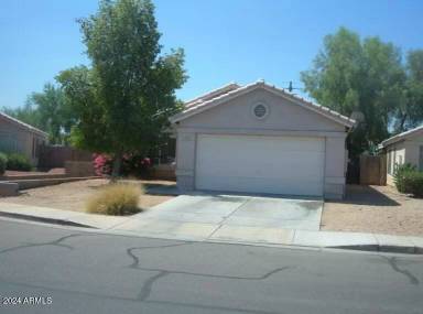 Main picture of 10849 W Monterosa St