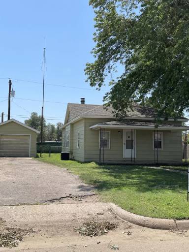 Main picture of 1209 8th St