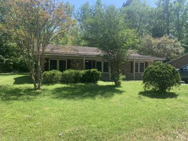 Main picture of 128 Wendy Way