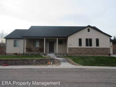 Main picture of 224 S House Rock Dr