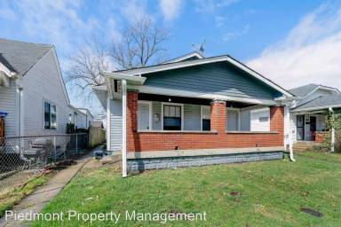 Main picture of 1464 N Chester Ave