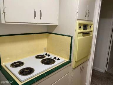 Main picture of 205 Avery Ln