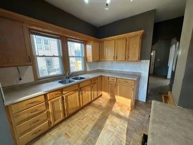 Main picture of 522 Baltimore St