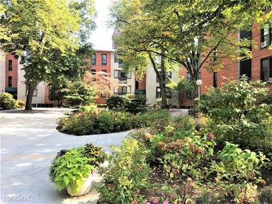 Main picture of 6 Juniper St