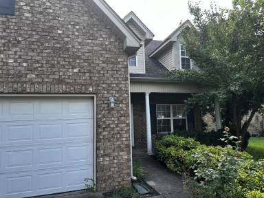 Main picture of 2480 Oak Hill Dr