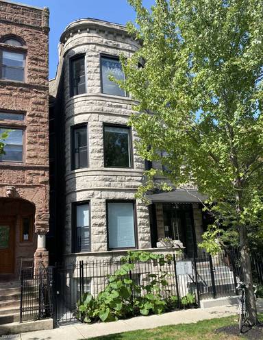 Main picture of 1328 N Maplewood Ave