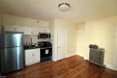 Main picture of 19 McEnelly St