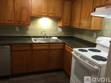 Main picture of 6561 E Seneca Tpke