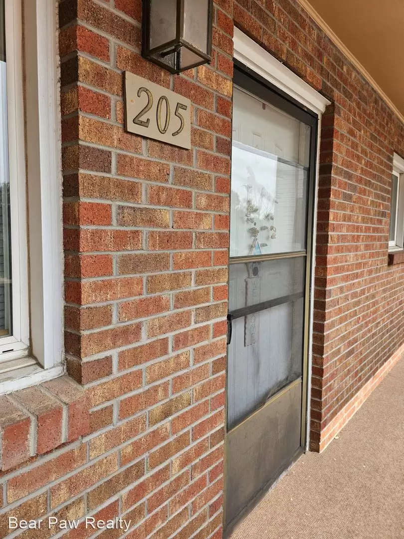 Main picture of 1014 E 25th St